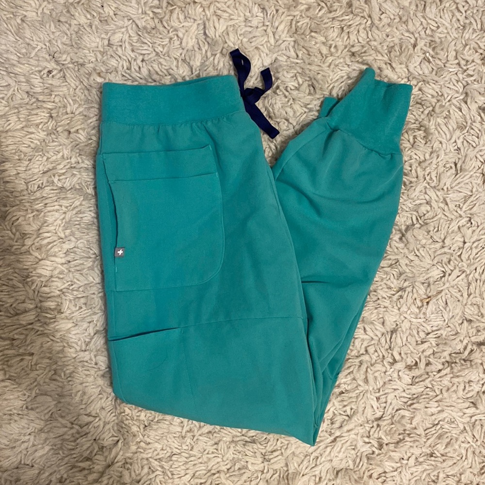Figs joggers